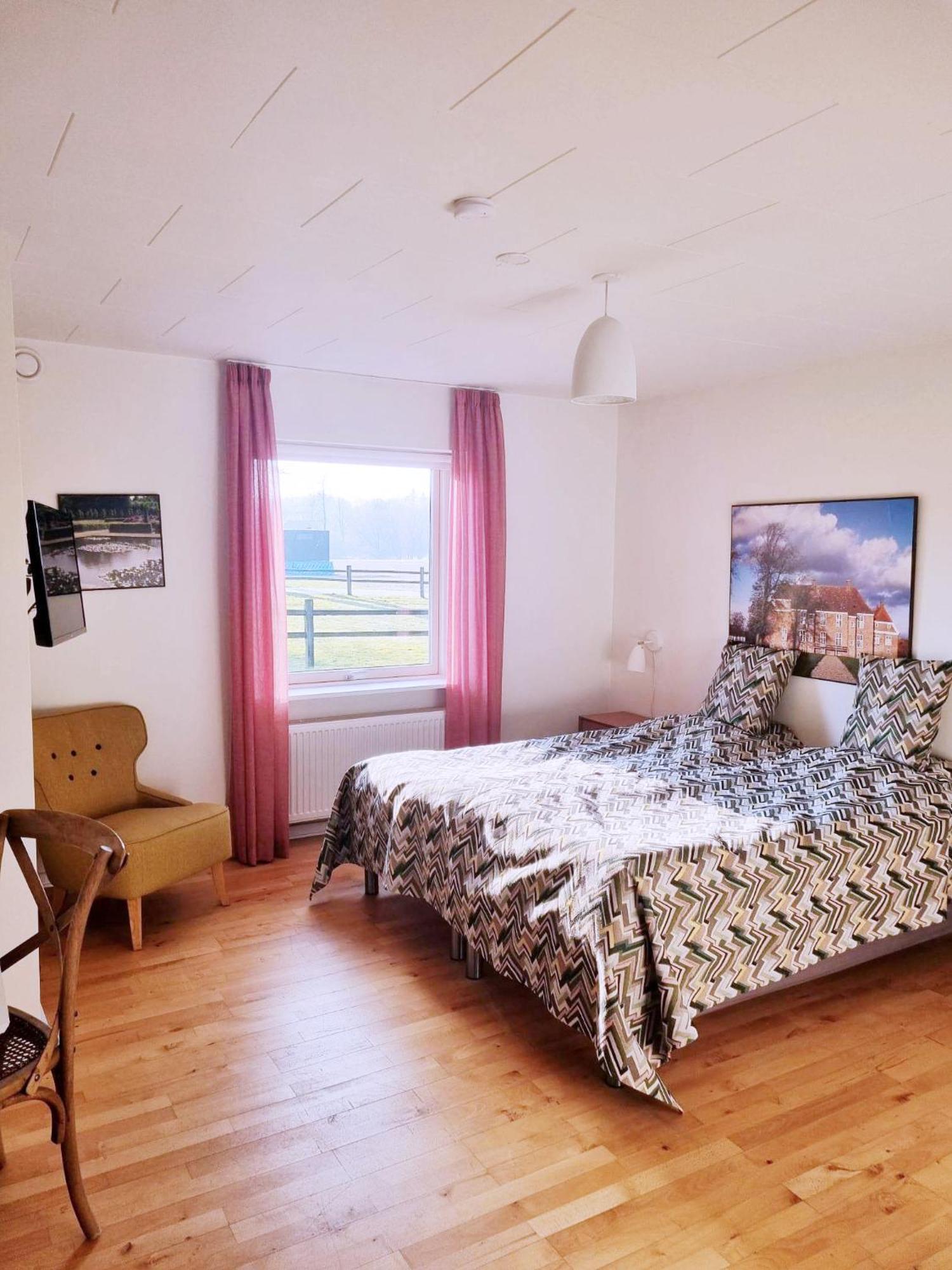 Den Gamle Kro Ved Gram Slot Экстерьер фото